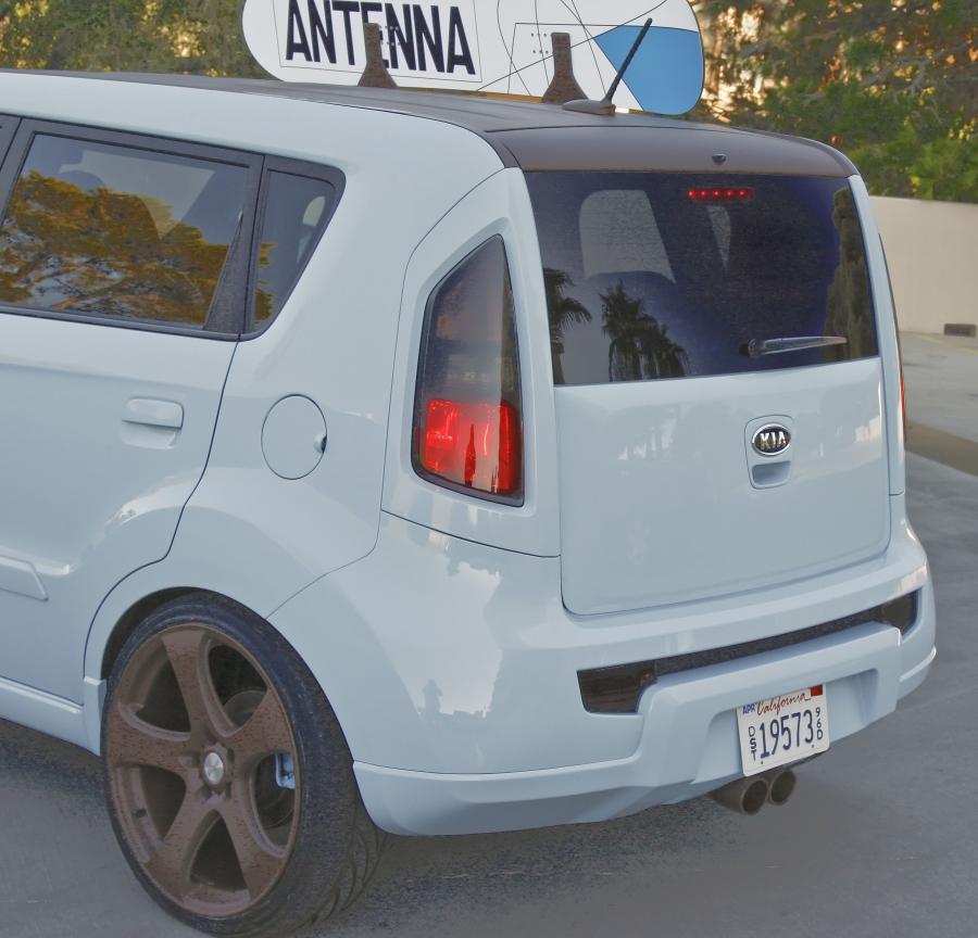  Kia Soul Antenna 2009 года  (фото 21 из 25)